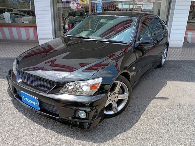 2001 Toyota Altezza