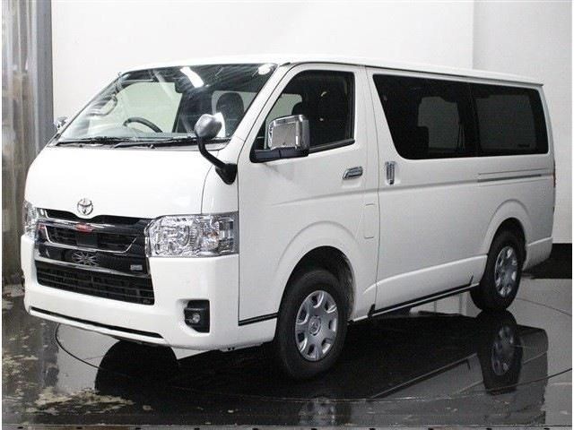 Toyota Hiace V