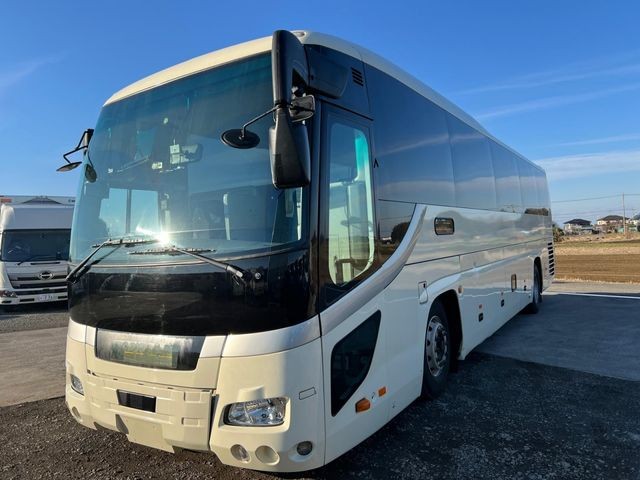 Isuzu Gala