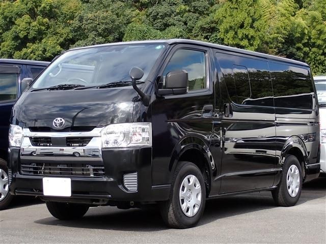 2020 Toyota Hiace V