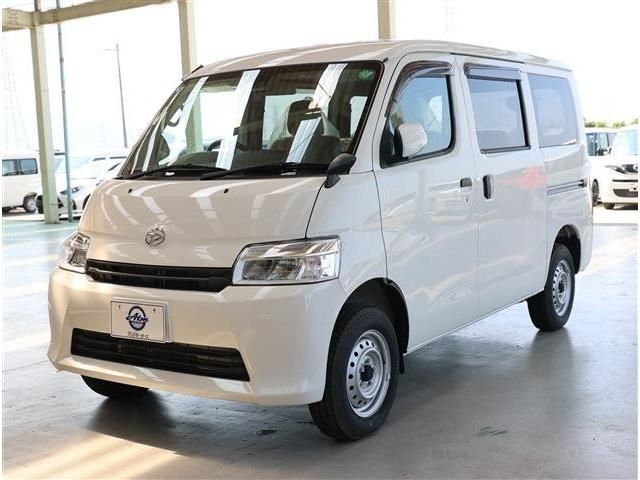 2024 Daihatsu Gran MAX