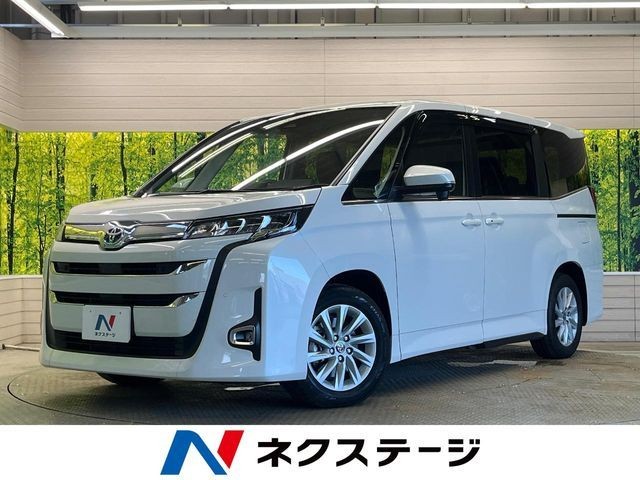 Toyota Noah HV