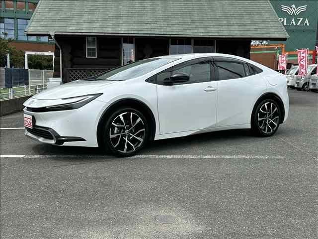 2024 Toyota Prius PHV