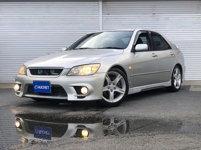 1999 Toyota Altezza