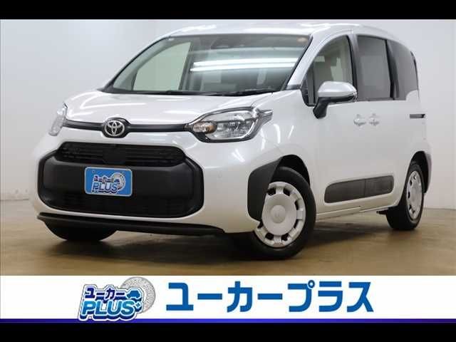 Toyota Sienta HV