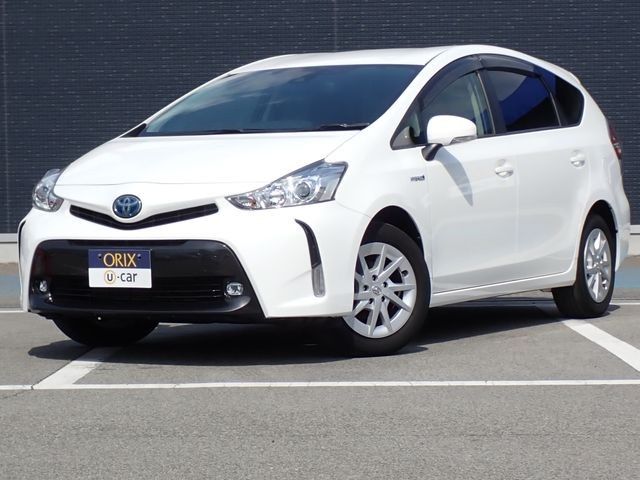 2020 Toyota Prius Alpha