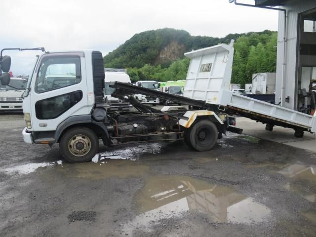 2005 Mitsubishi Fuso Fighter