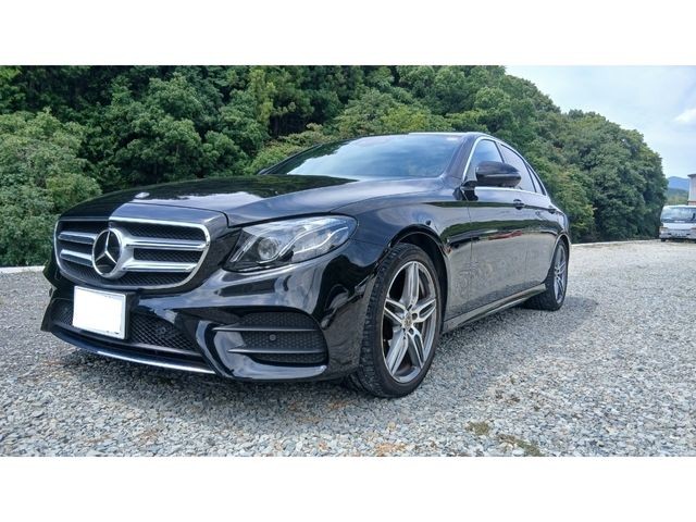 Mercedes-Benz E200