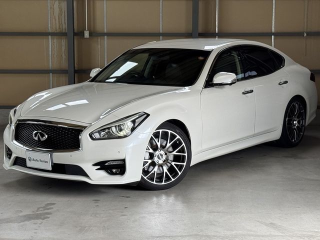 2016 Nissan Fuga