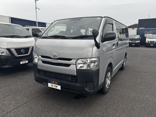 2019 Toyota Hiace V