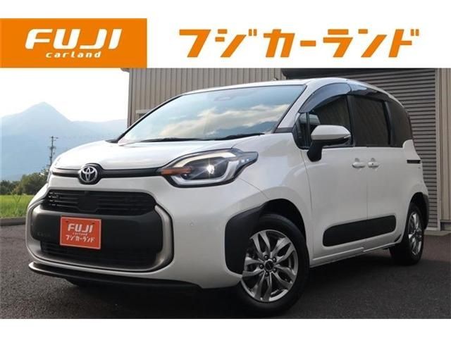 Toyota Sienta HV