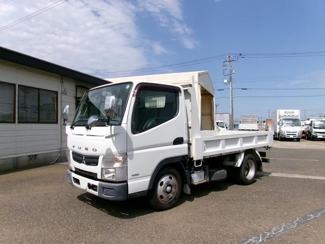 2015 Mitsubishi Canter T