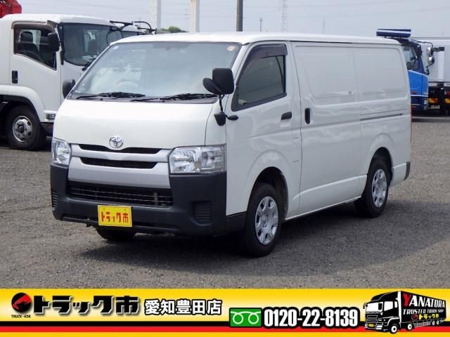2020 Toyota Hiace V