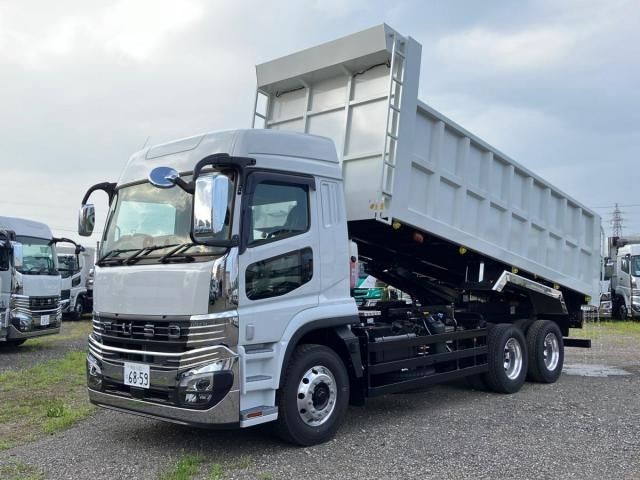 Mitsubishi Super Great