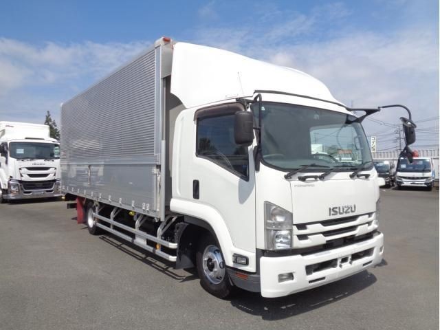 2021 Isuzu Forward