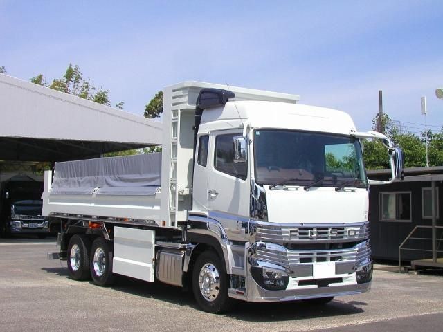 Mitsubishi Super Great