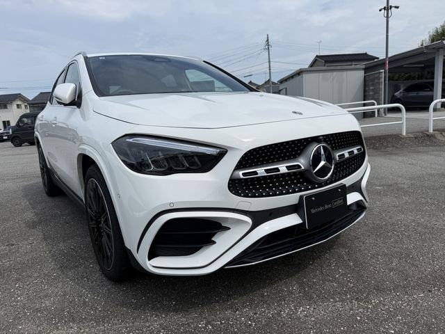 Mercedes-Benz GLA200D