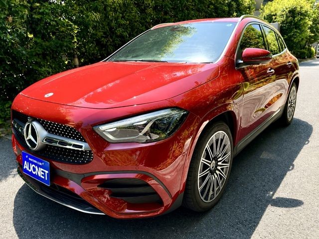 Mercedes-Benz GLA200D