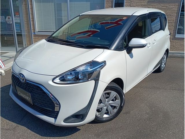 2021 Toyota Sienta HV