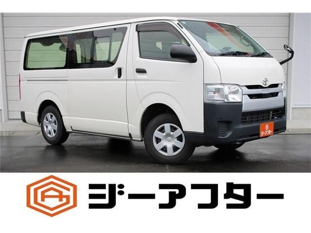 2019 Toyota Hiace V