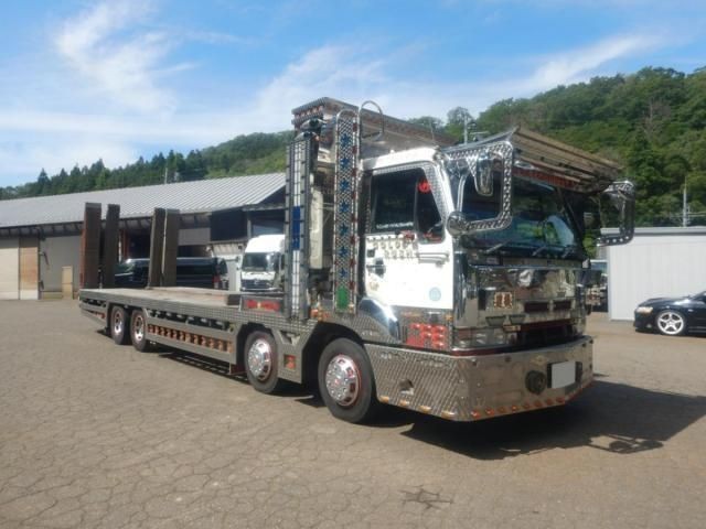 Nissan Diesel Bigthumb