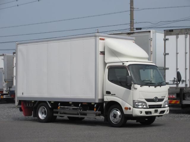 Hino Dutro