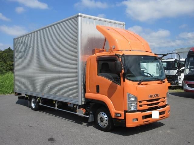 Isuzu Forward