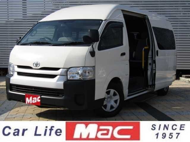 Toyota Hiace Commuter