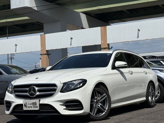 Mercedes-Benz E200