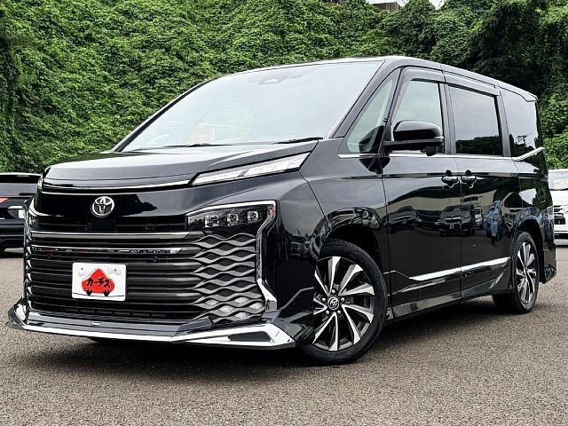 2022 Toyota Voxy