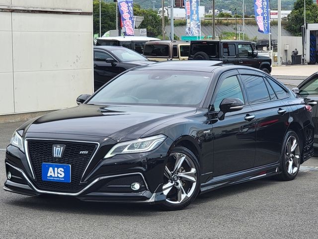2018 Toyota Crown HV