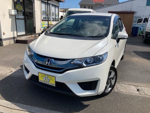2014 Honda FIT HV