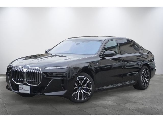 BMW I7