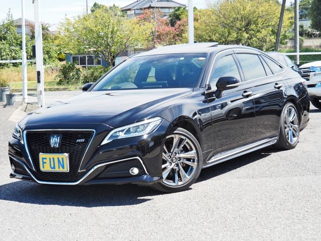 2022 Toyota Crown HV