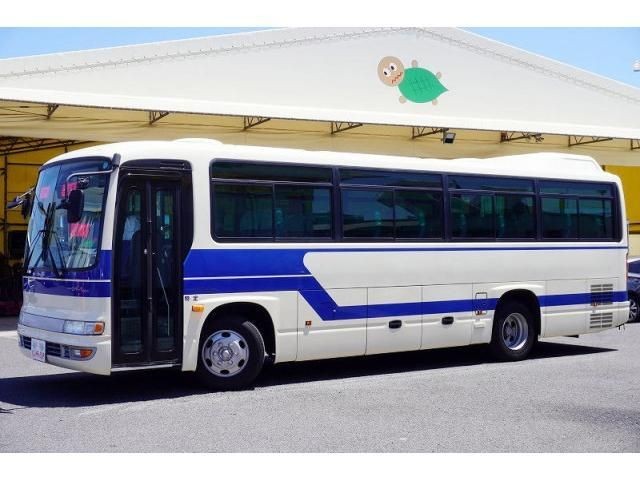 Isuzu Gala