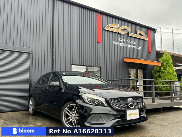 Mercedes-Benz A180