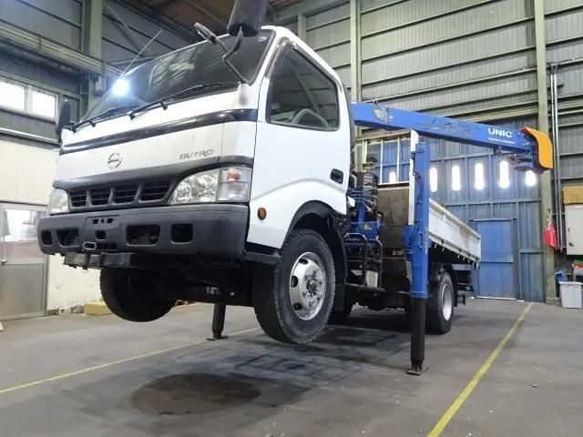 Hino Dutro