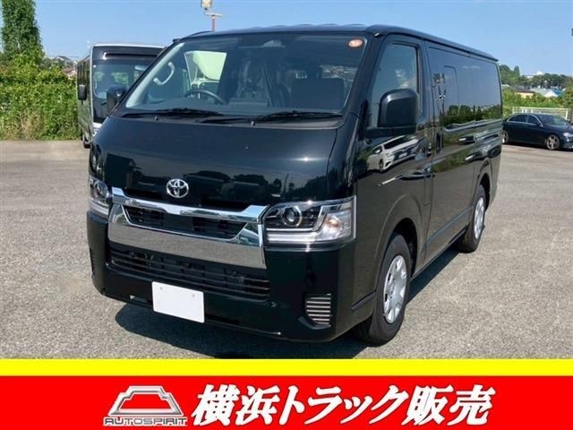 Toyota Hiace V
