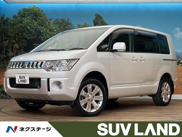 2017 Mitsubishi Delica D5