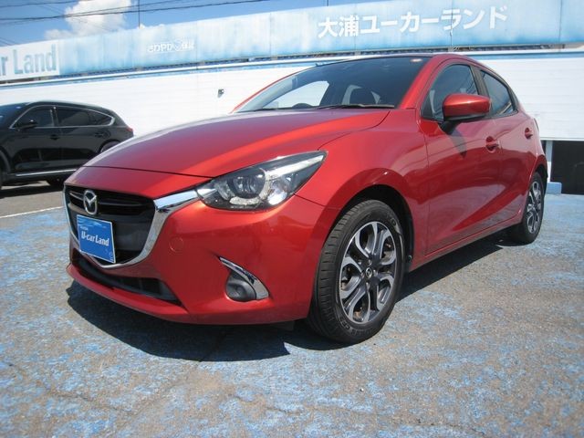 2016 Mazda Demio