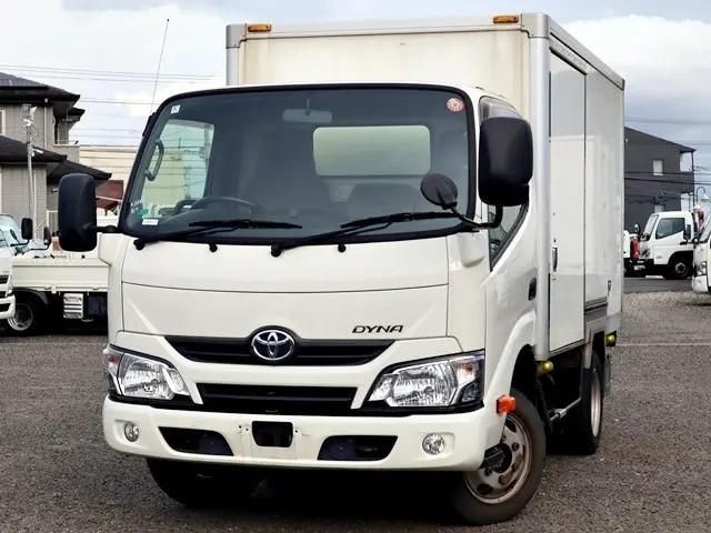 2017 Toyota Dyna