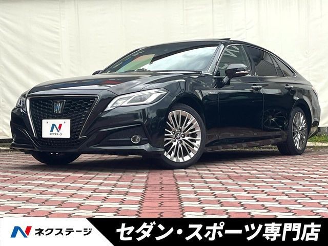 2019 Toyota Crown HV