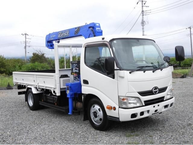 Hino Dutro