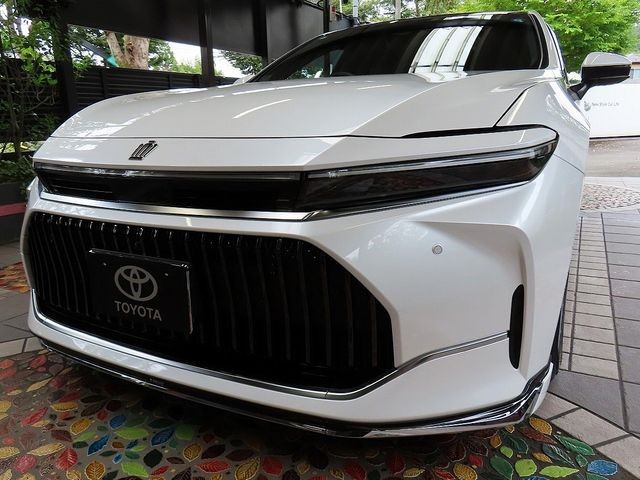 Toyota Crown HV