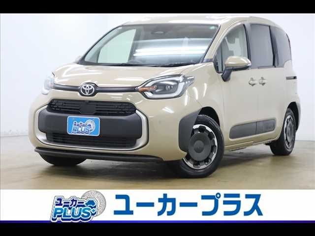 Toyota Sienta HV