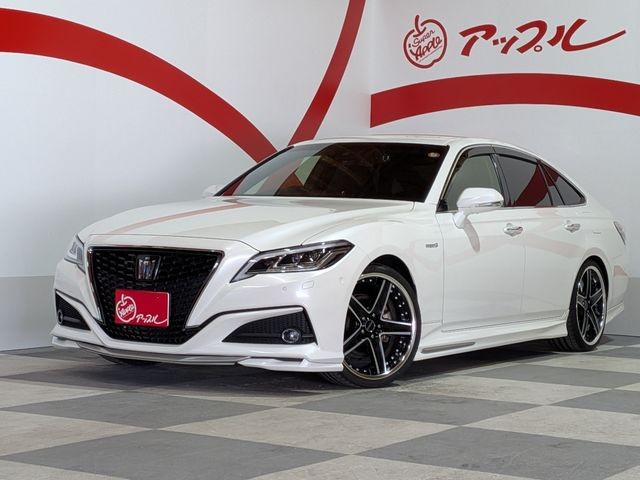 2018 Toyota Crown HV
