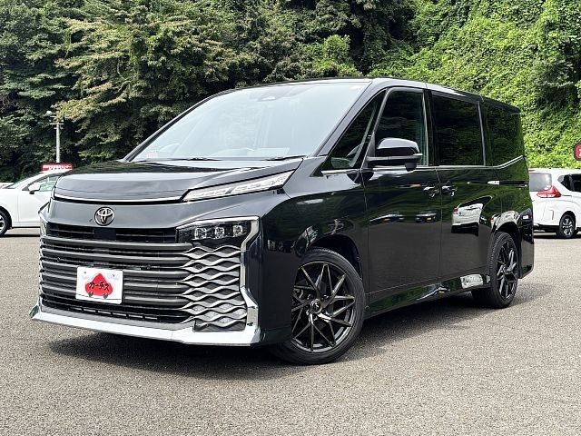 2022 Toyota Voxy