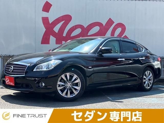 2011 Nissan Fuga HV