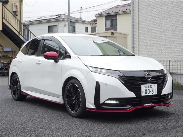 Nissan Aura