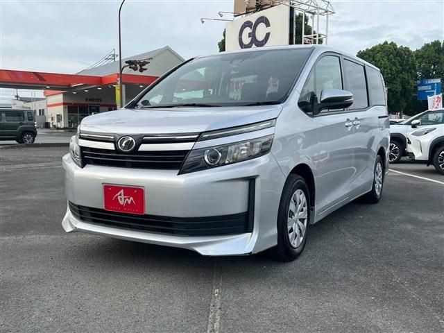 2016 Toyota Voxy